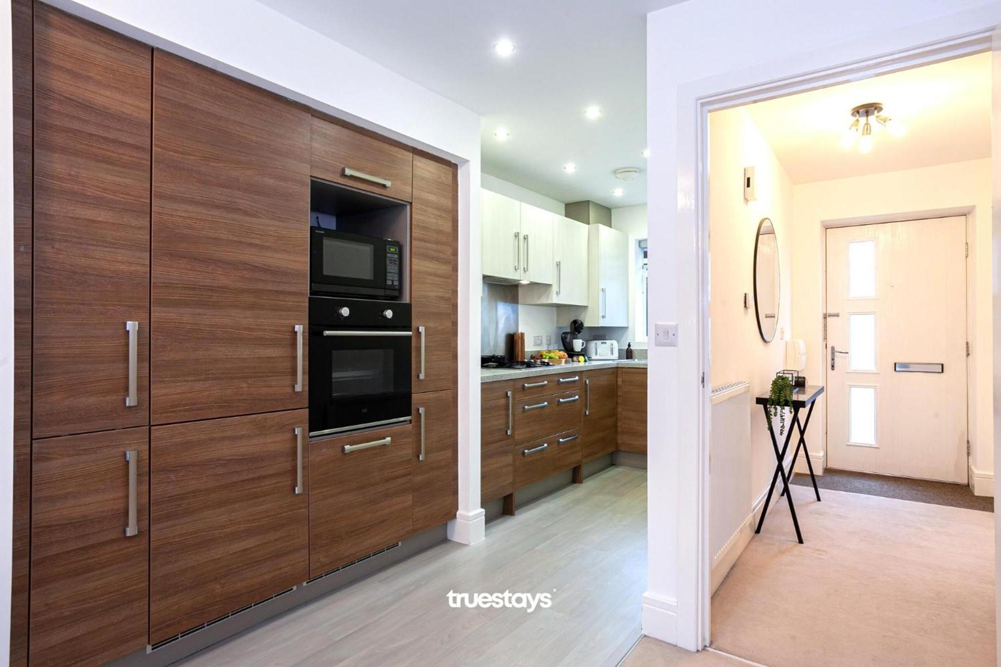 Ambassador House By Truestays - Luxury 4 Bedroom House In Stoke-On-Trent Etruria Extérieur photo