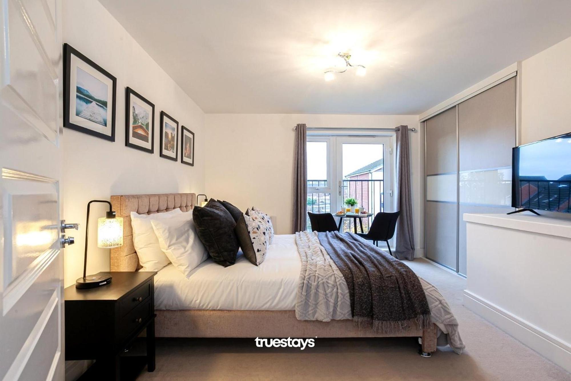 Ambassador House By Truestays - Luxury 4 Bedroom House In Stoke-On-Trent Etruria Extérieur photo