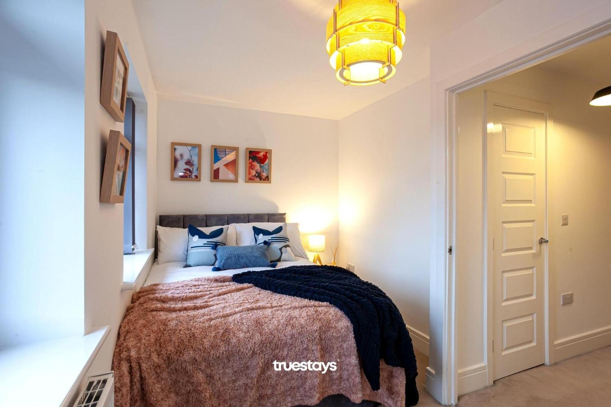 Ambassador House By Truestays - Luxury 4 Bedroom House In Stoke-On-Trent Etruria Extérieur photo