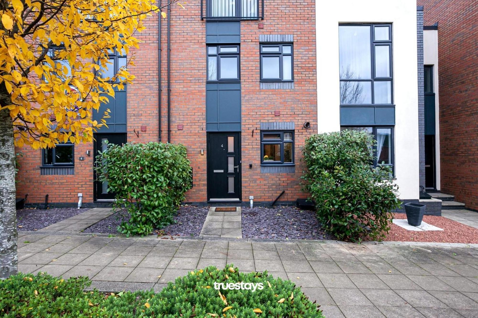 Ambassador House By Truestays - Luxury 4 Bedroom House In Stoke-On-Trent Etruria Extérieur photo