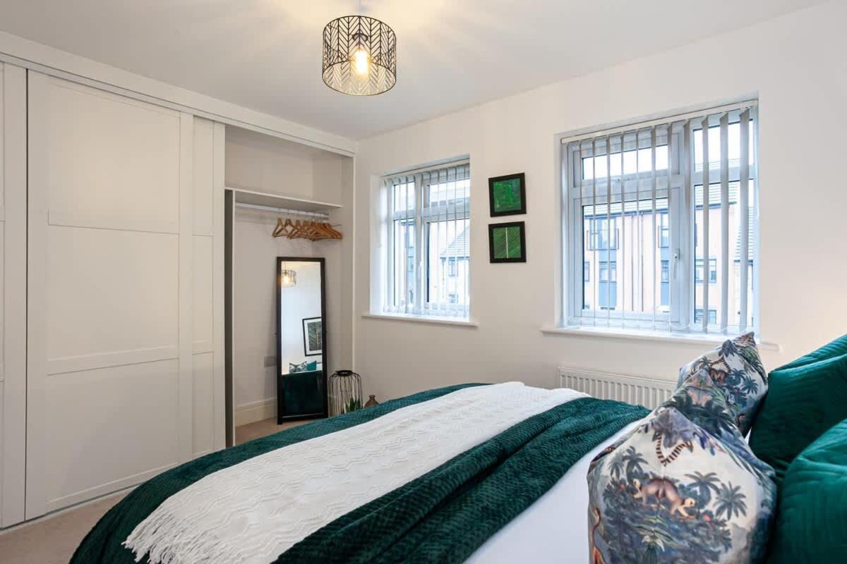 Ambassador House By Truestays - Luxury 4 Bedroom House In Stoke-On-Trent Etruria Extérieur photo